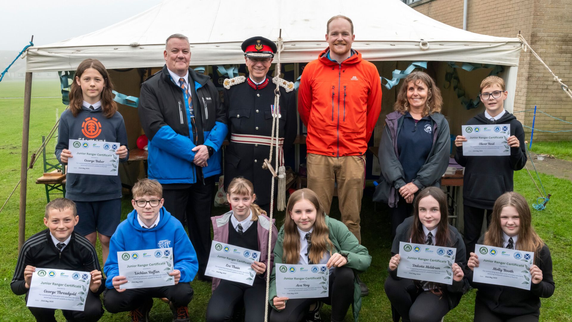 Junior rangers receiving their certificates