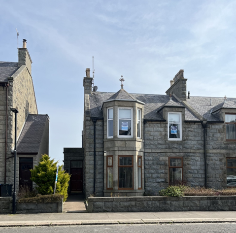 Front of 45 Grattan Place in Fraserburgh with walled front garden and side access